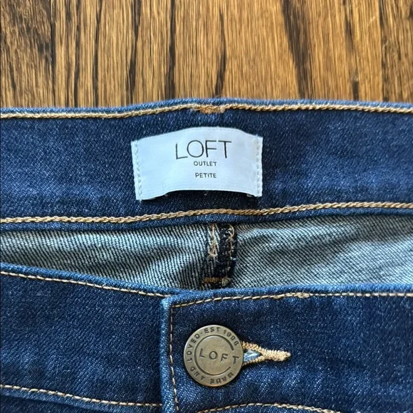 Women's Blue Jeans - Picture 2 of 2